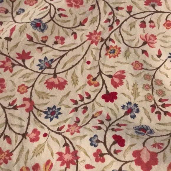 Meet your Posher, Lauren - Picture 1 of 1